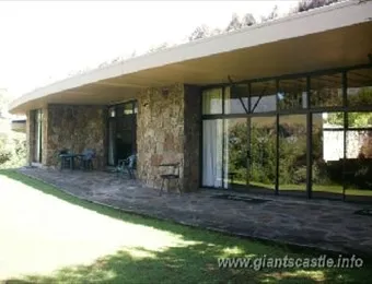 giants castle 6 bed rock lodge patio